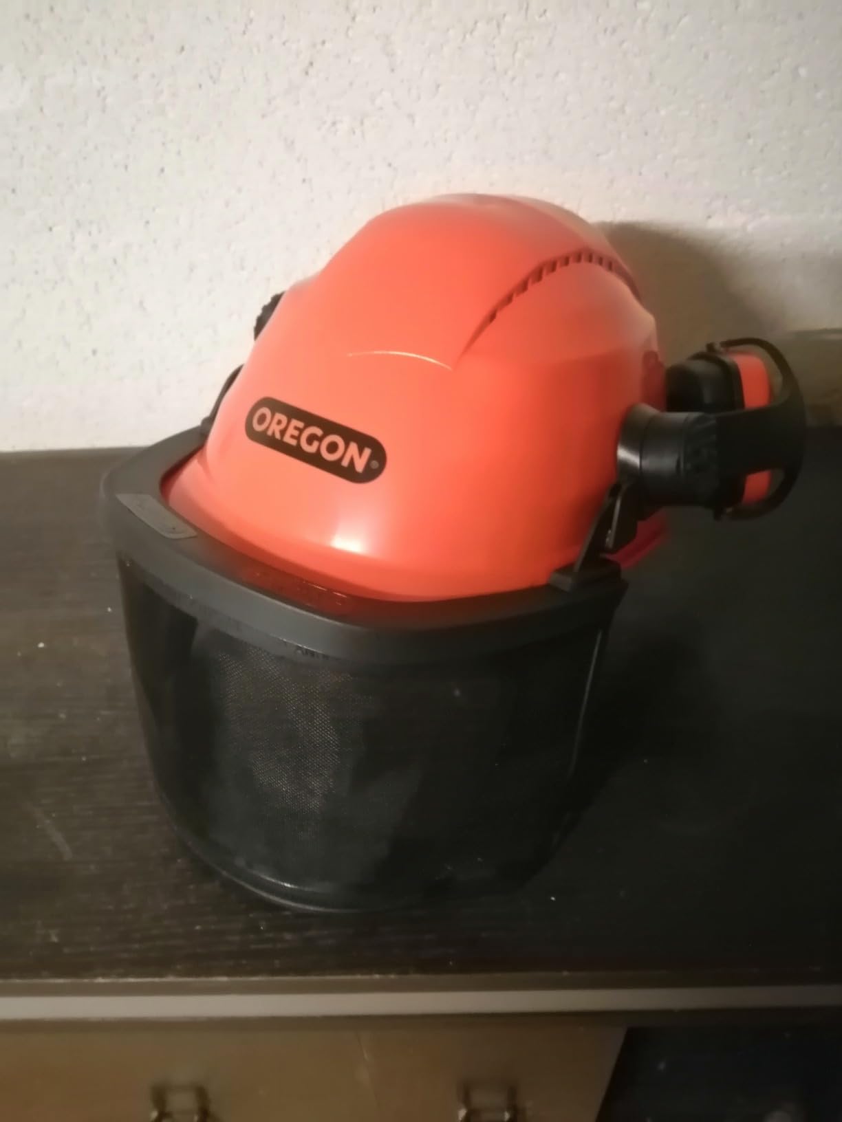 Oregon Waipoua casque tronçonneuse visière maille acier